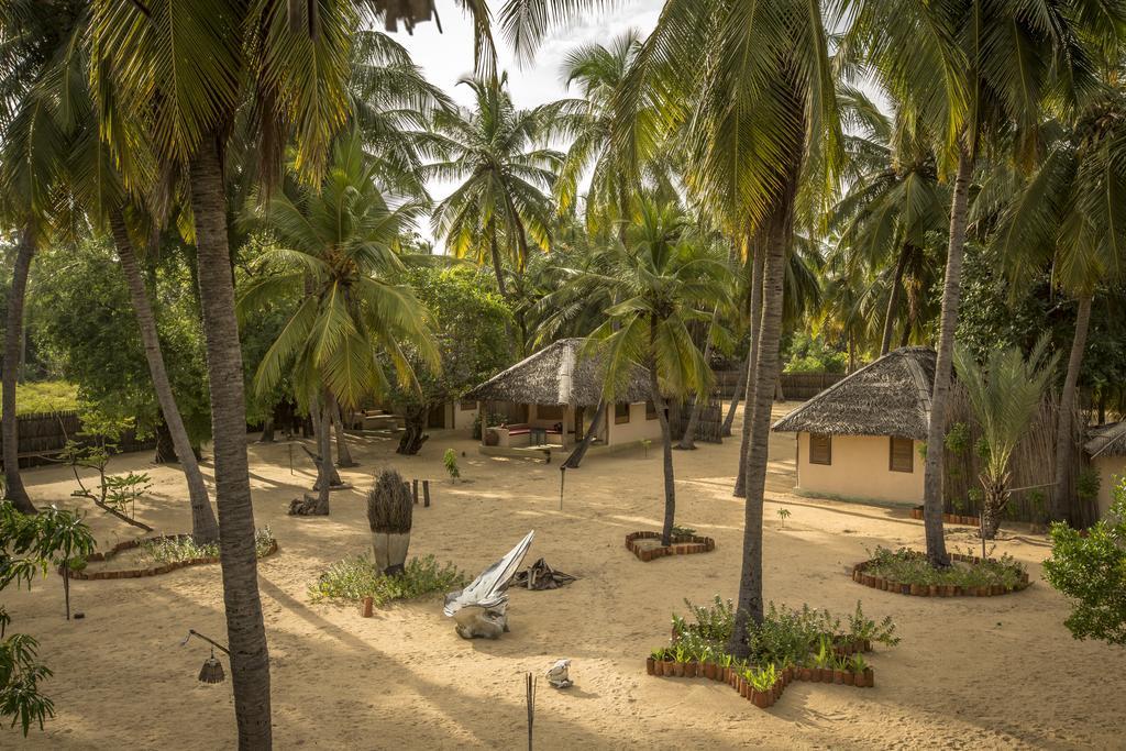 Cocodance Kitesurfing Resort Kalpitiya Exterior photo